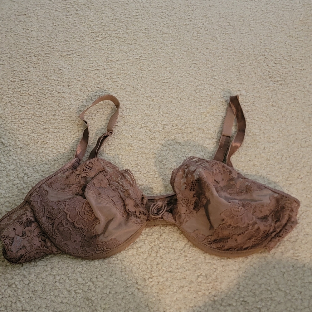 Made in France - Rosy 36B Brown lace bra, front closure